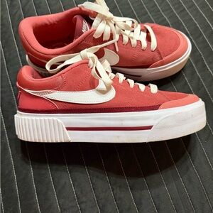 Women's Nike Court Legacy Lift Sneaker